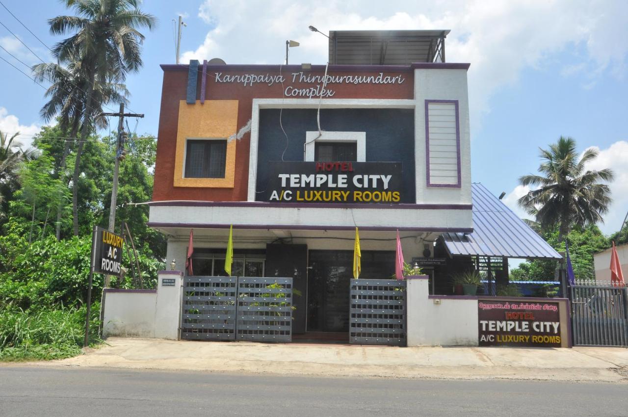 Hotel Temple City Papanasam Kültér fotó