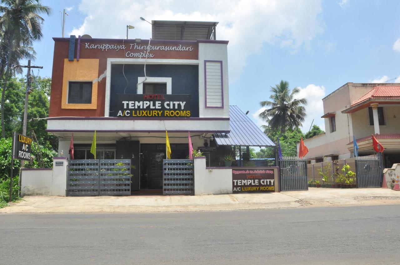 Hotel Temple City Papanasam Kültér fotó