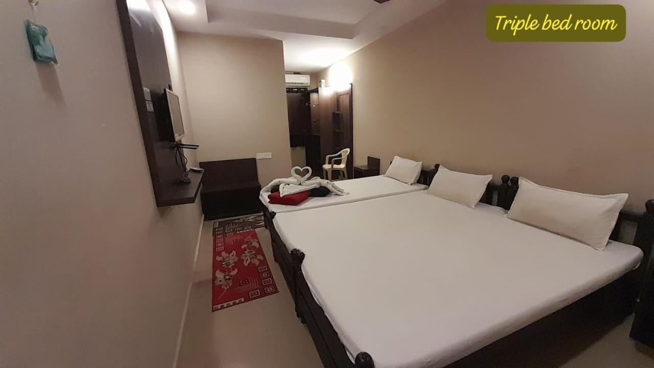 Hotel Temple City Papanasam Kültér fotó